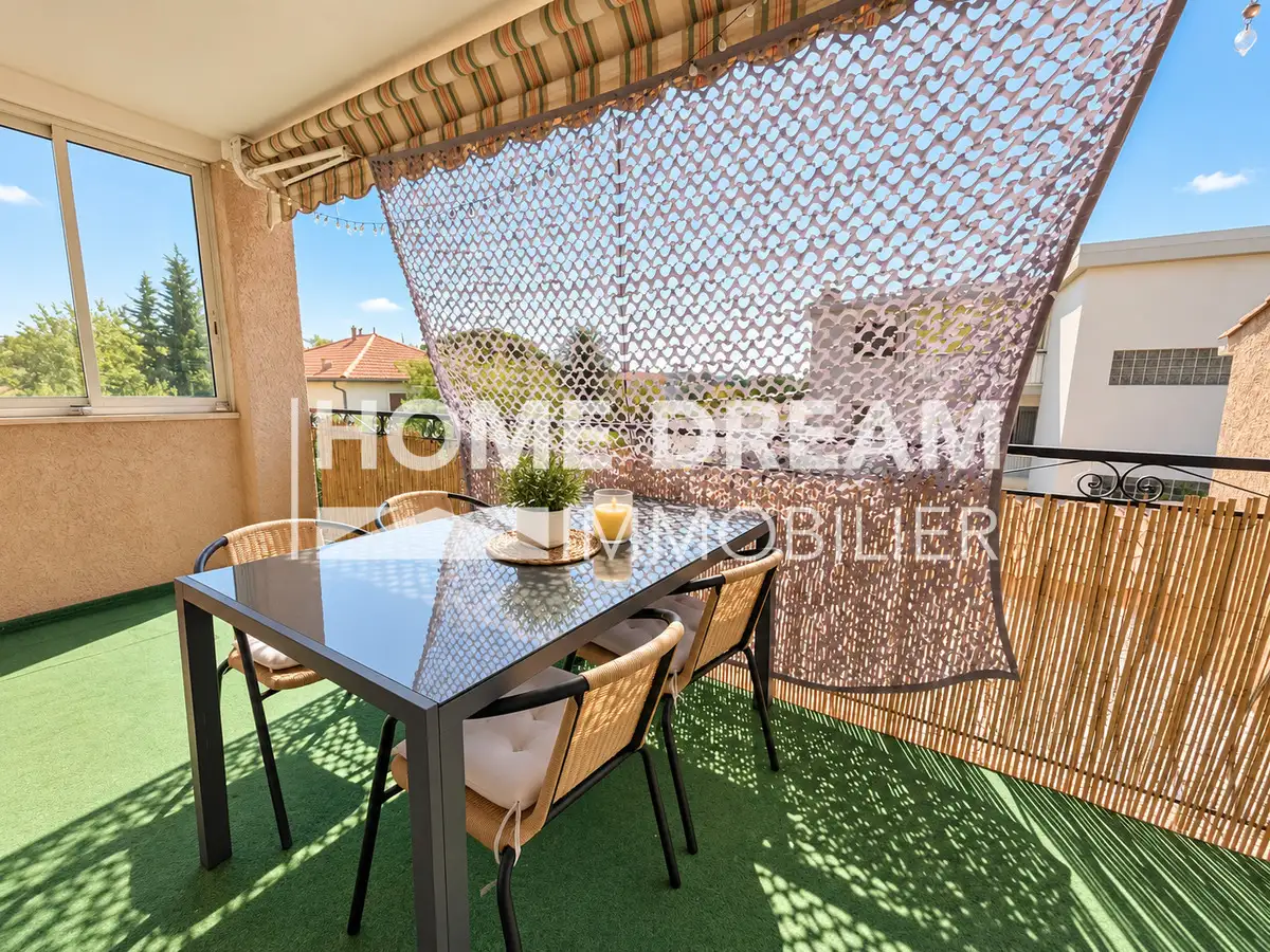 Appartement 5 pièces 91 m² · à Six-Fours-les-Plages · 91 m² · 384 000 €