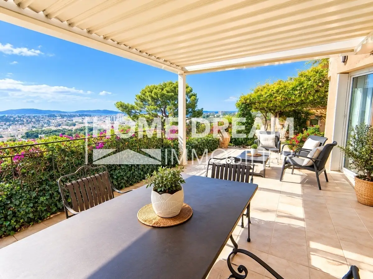 Maison 6 pièces 200 m² · à Toulon · 200 m² · 1 035 000 €